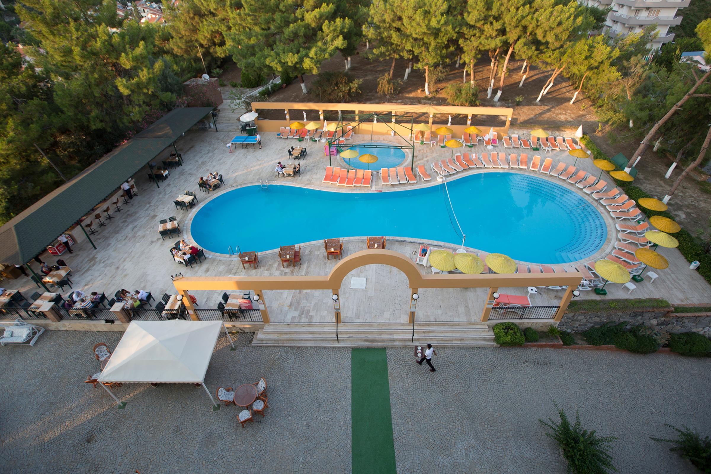 Tuntas Family Suites Kusadası Esterno foto