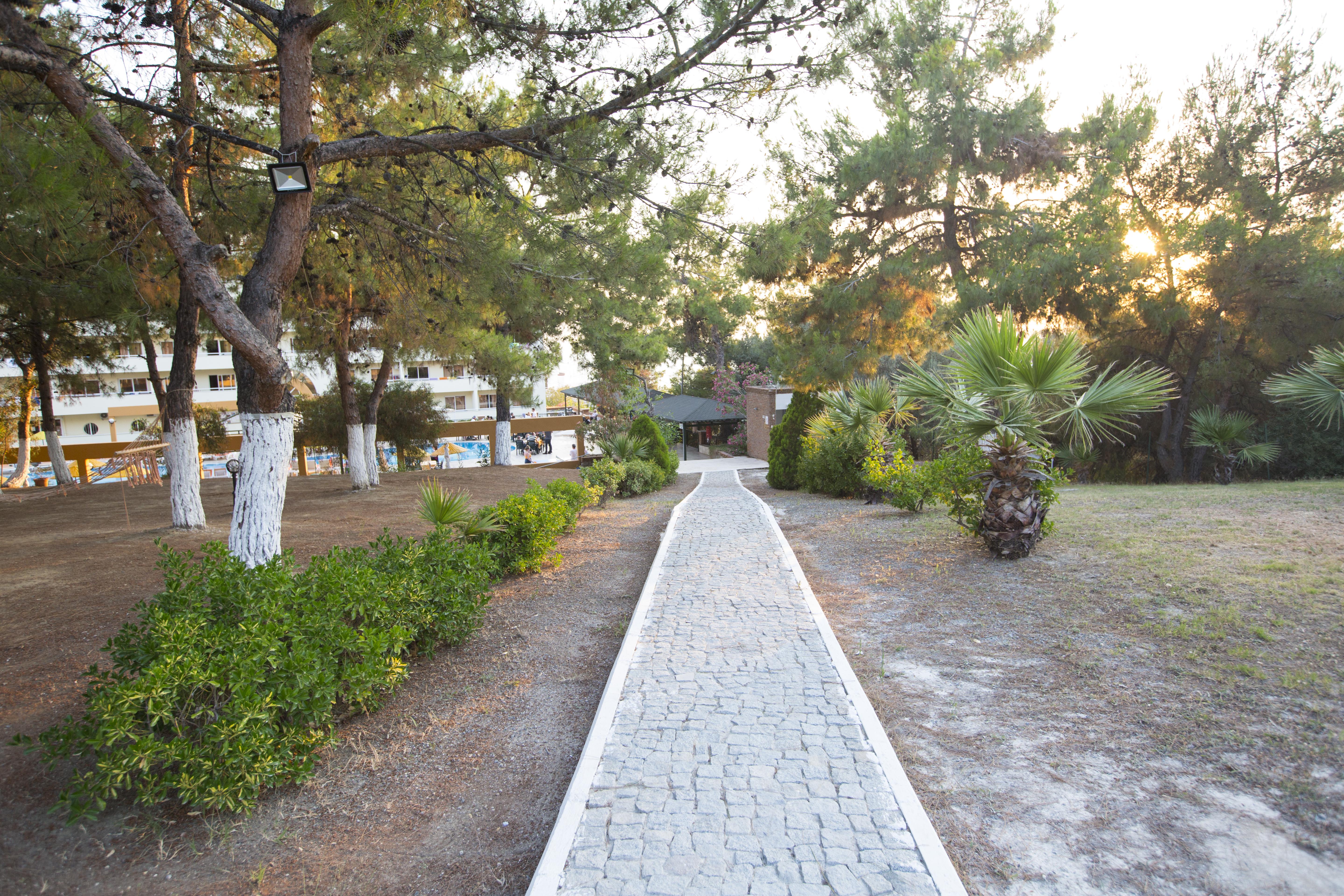 Tuntas Family Suites Kusadası Esterno foto